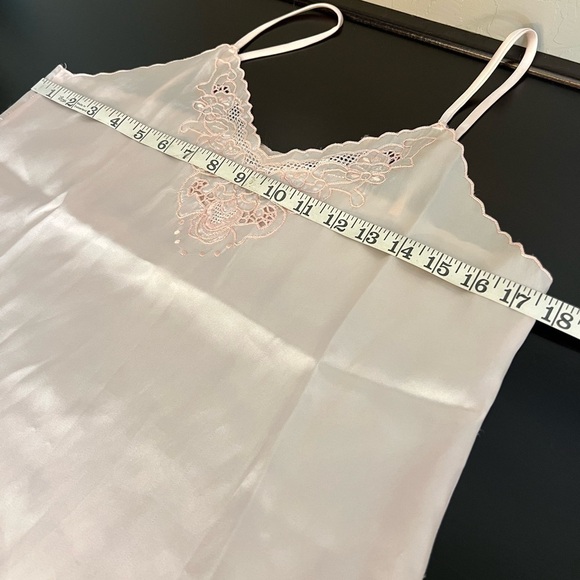 Vintage Diana Hand Embroidered Pink vintage satin intimates Set Shorts & top, M - Picture 3 of 13